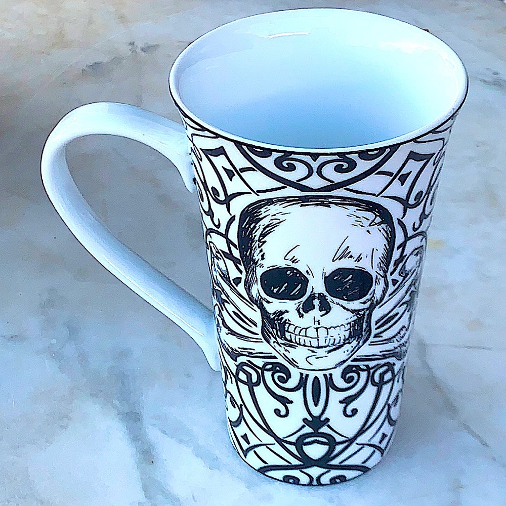 COVENTRY IRVIN LATTE MUG CUP 6IN BLACK WHITE